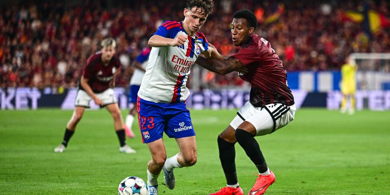 Soi kèo bóng đá chính xác màn so tài Sparta Prague vs Lyonnais